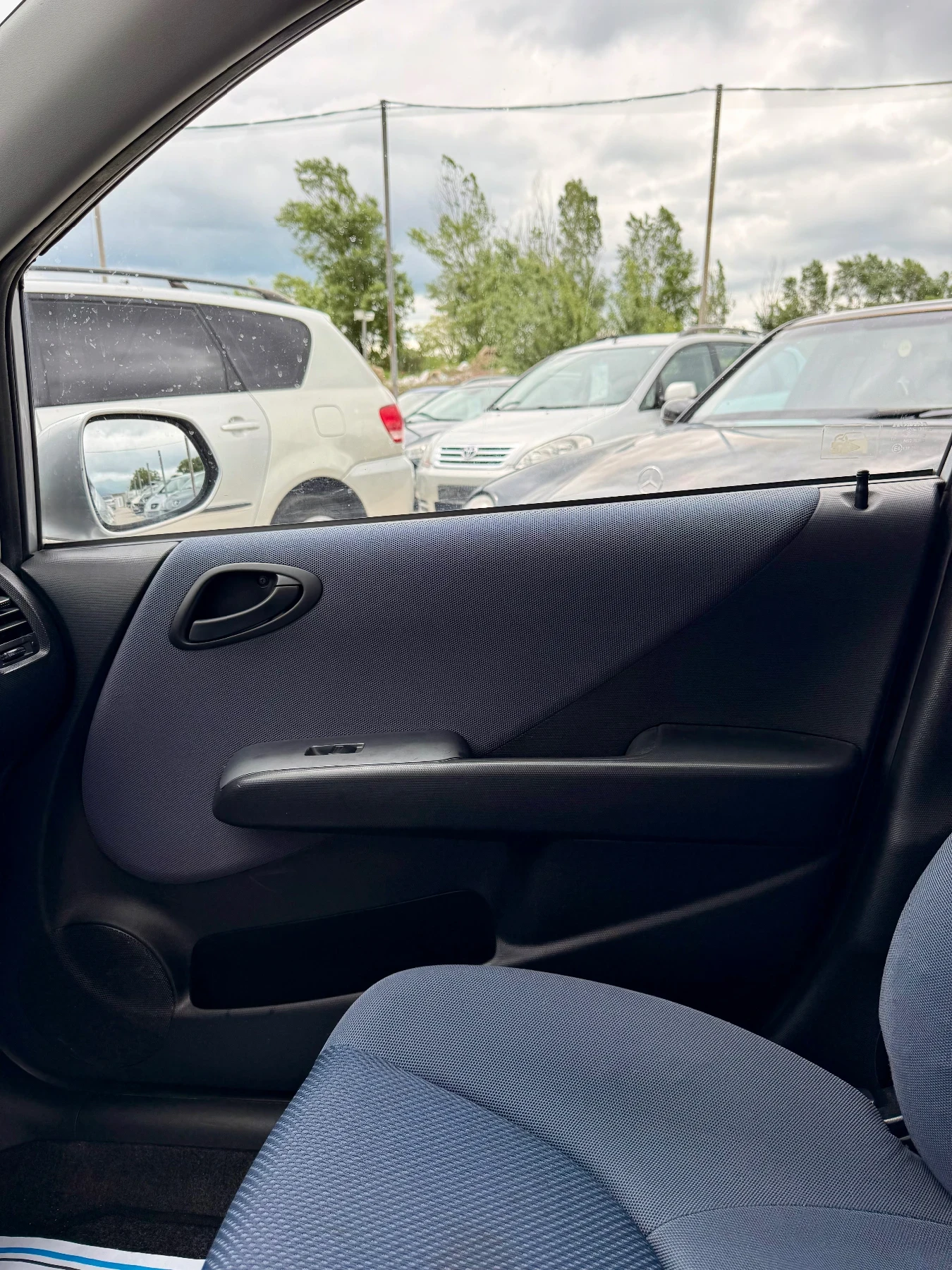 Honda Jazz Обслужена* Всичко платено* Бартер* Реална* Верига*, снимка 15 - Автомобили и джипове - 54665748