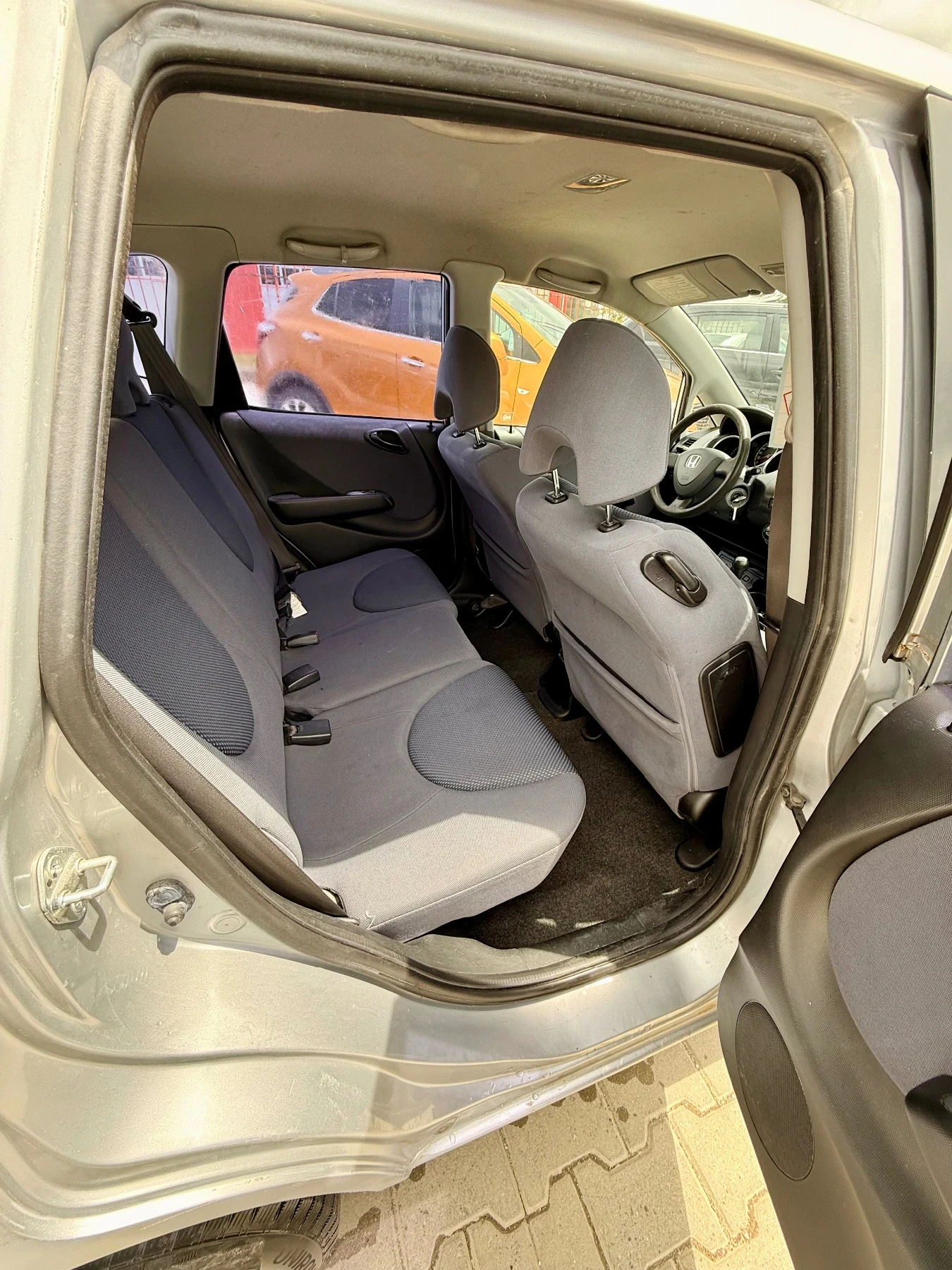 Honda Jazz Обслужена* Всичко платено* Бартер* Реална* Верига*, снимка 6 - Автомобили и джипове - 54665748