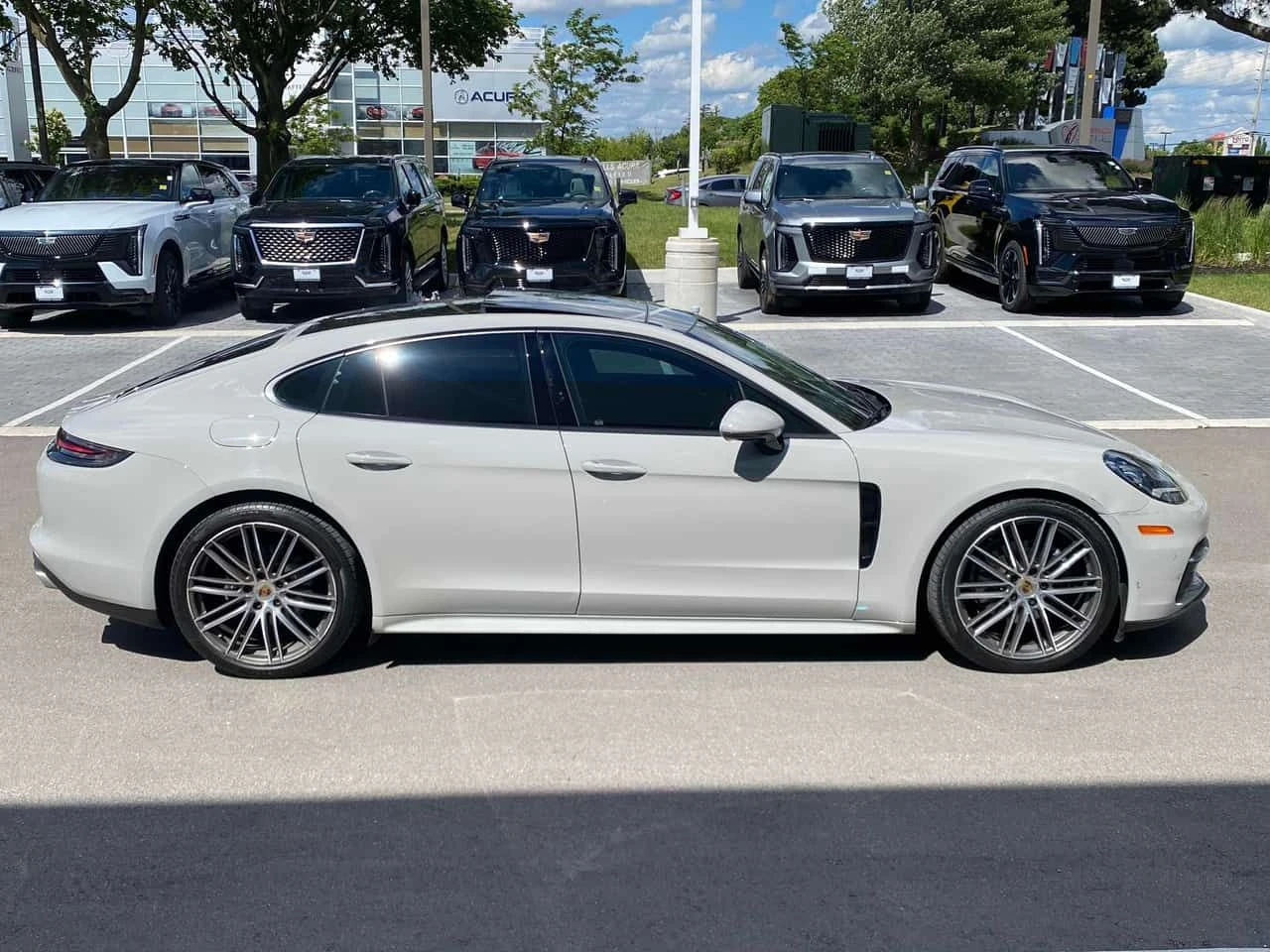 Porsche Panamera 4 AWD  CARFAX, снимка 3 - Автомобили и джипове - 55031309