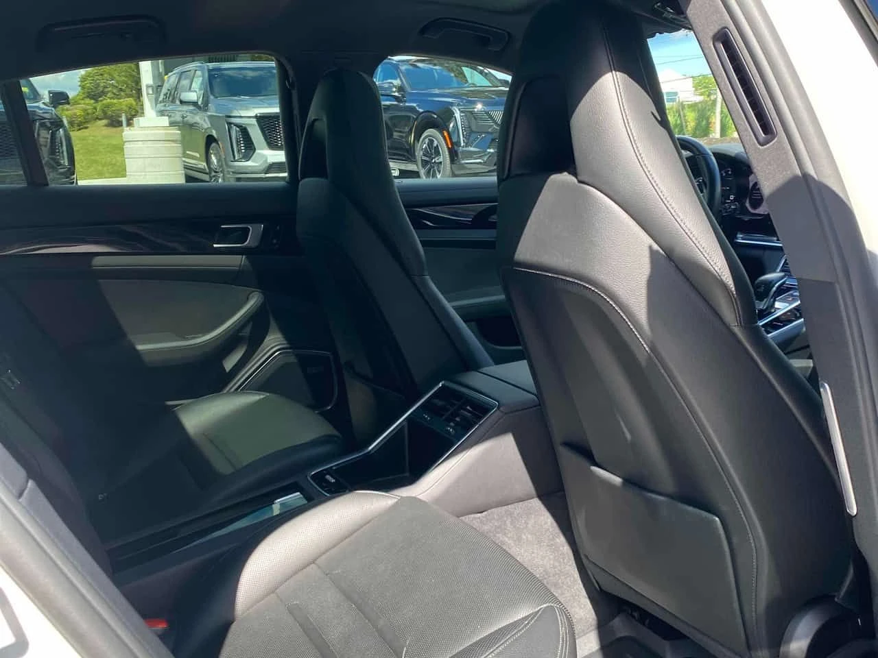 Porsche Panamera 4 AWD  CARFAX, снимка 15 - Автомобили и джипове - 55031309