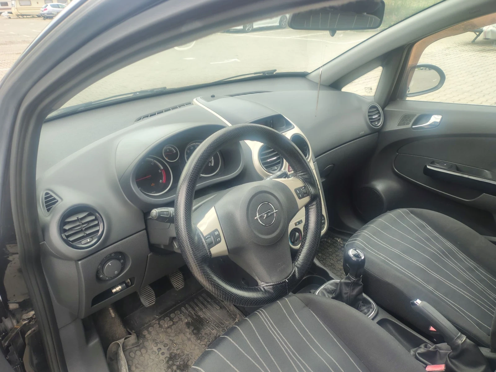 Opel Corsa, снимка 11 - Автомобили и джипове - 55049967