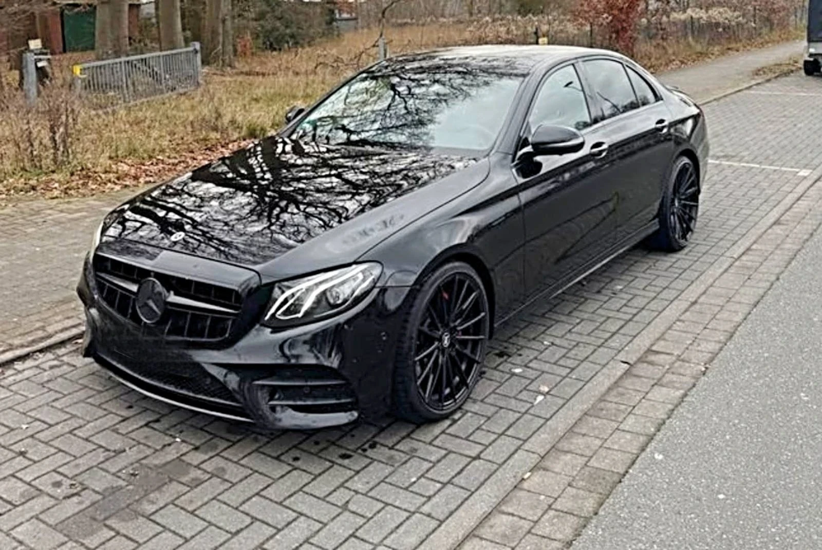 Mercedes-Benz E 350, снимка 2 - Автомобили и джипове - 55431789