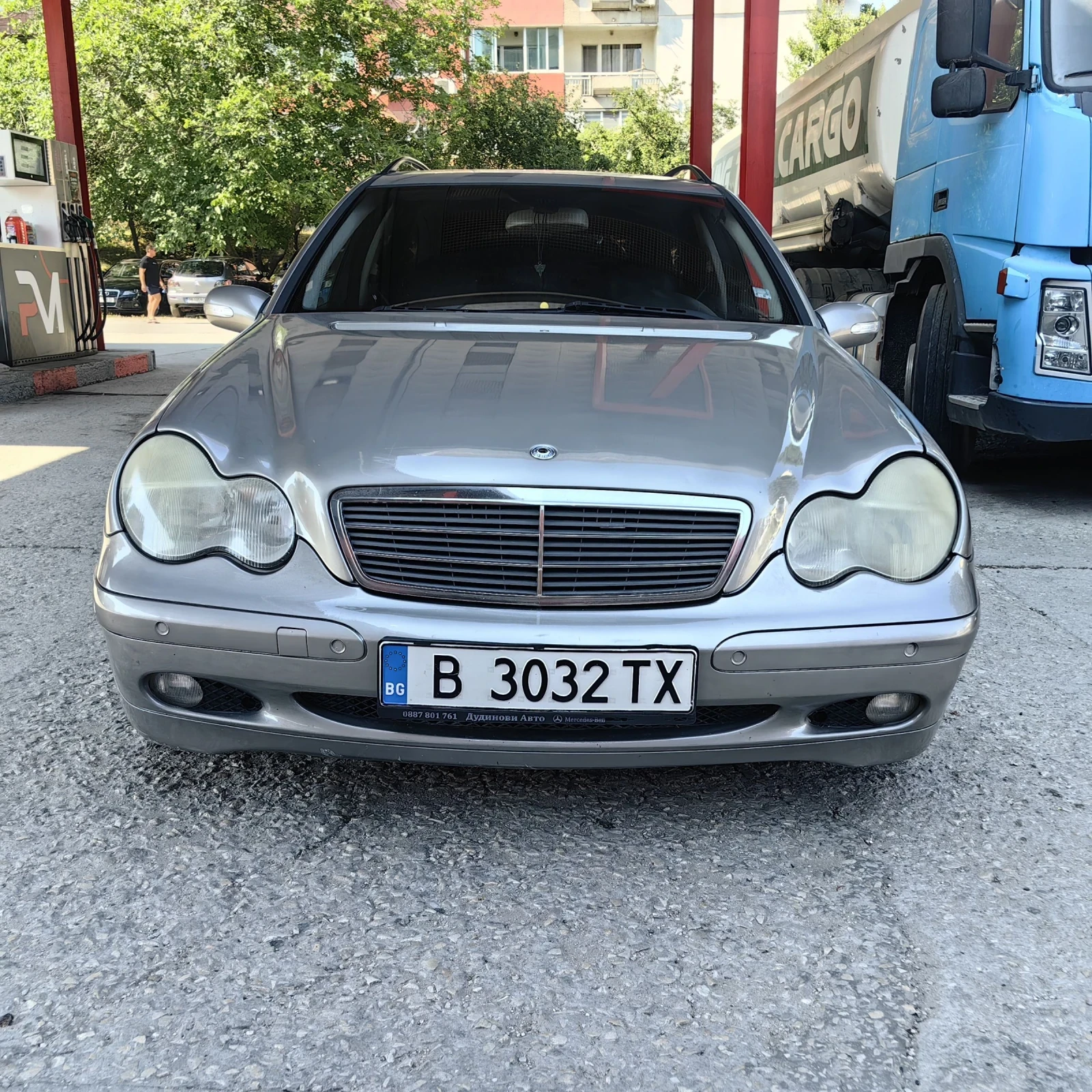Mercedes-Benz C 220 2.2cdi, снимка 3 - Автомобили и джипове - 55103153