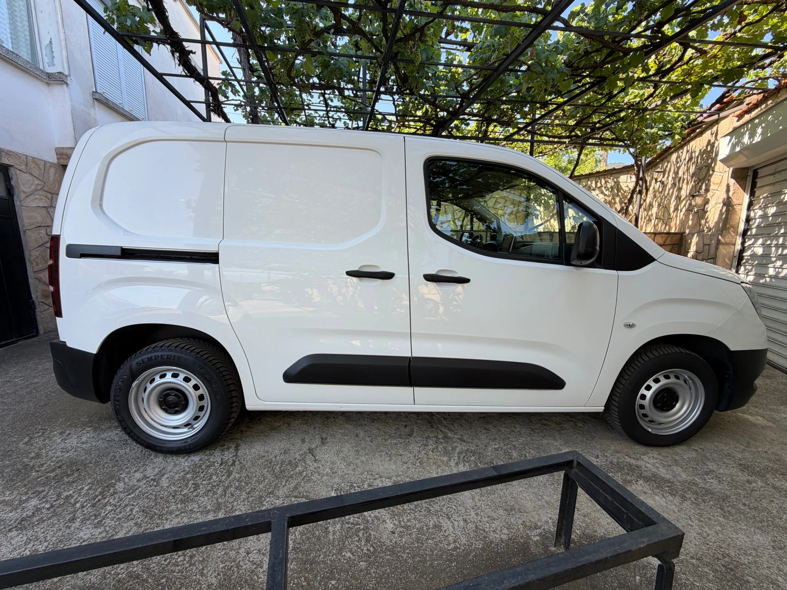 Opel Combo 1.5 KLIMA NAVI N1 EURO 6, снимка 4 - Автомобили и джипове - 55171865