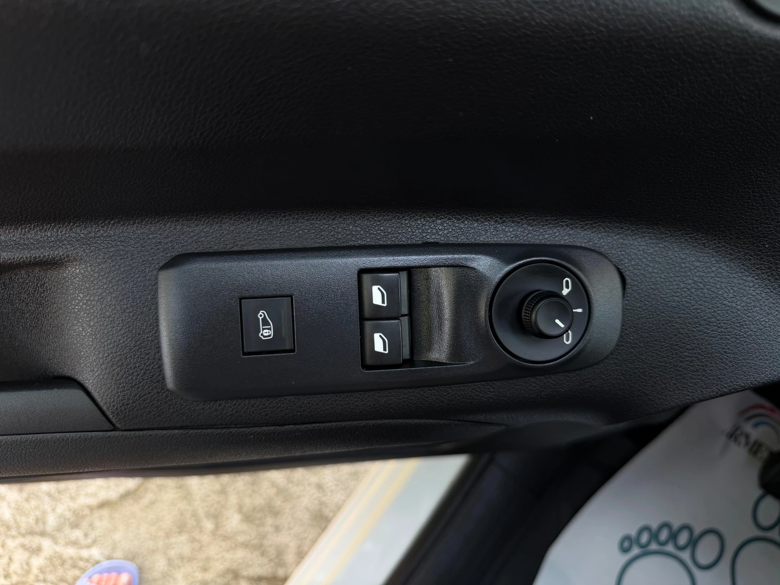 Opel Combo 1.5 KLIMA NAVI N1 EURO 6, снимка 12 - Автомобили и джипове - 55171865