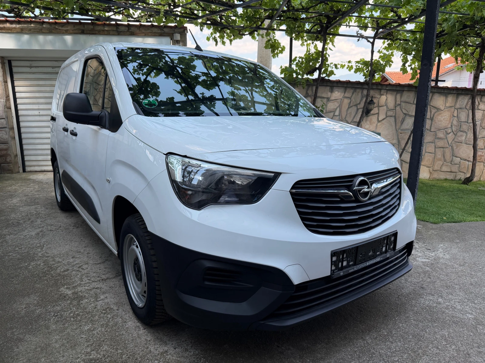 Opel Combo 1.5 KLIMA NAVI N1 EURO 6, снимка 3 - Автомобили и джипове - 55171865