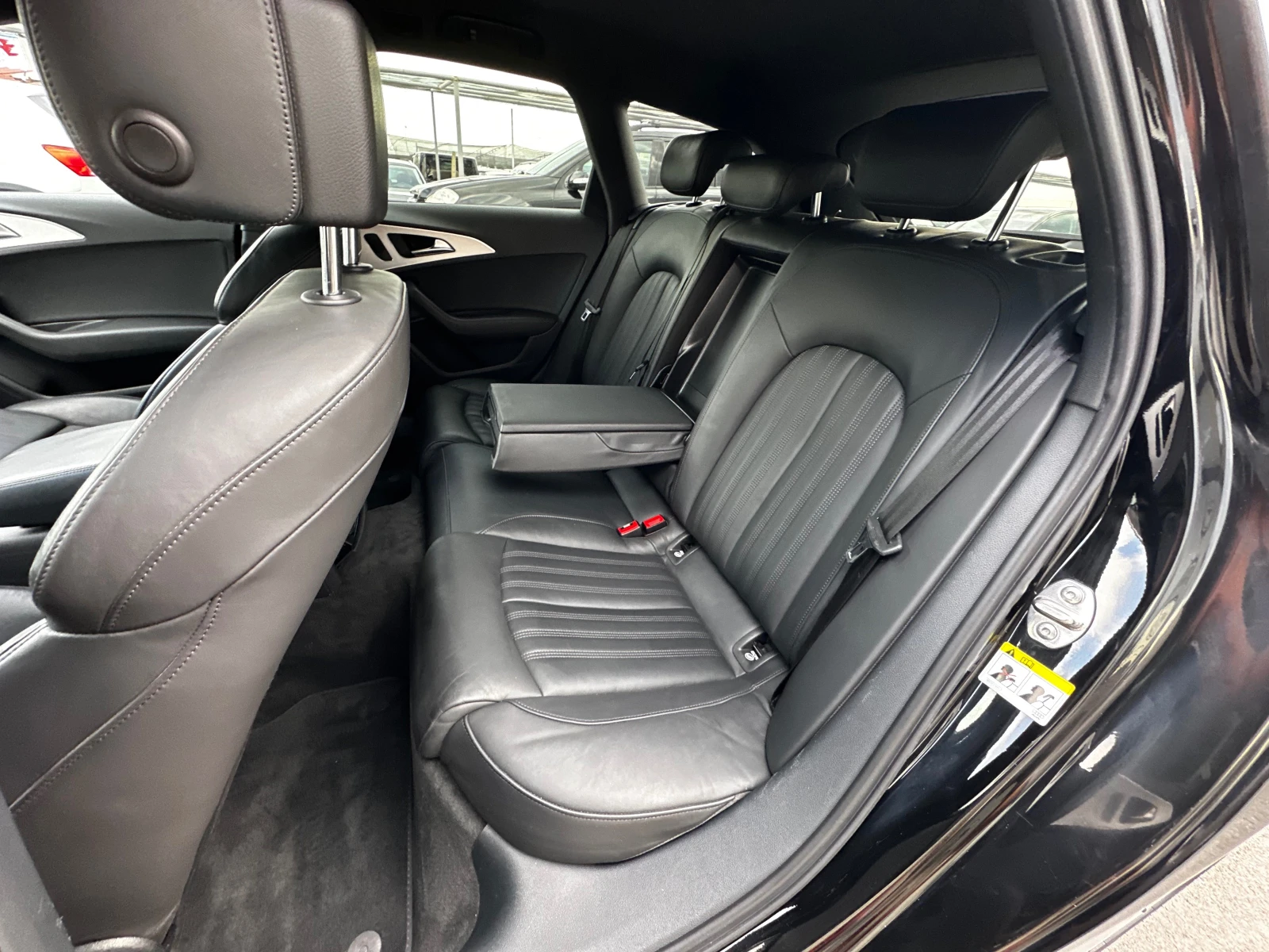 Audi A6 3.0TDI 245к.с S-line Quattro, снимка 15 - Автомобили и джипове - 55215429