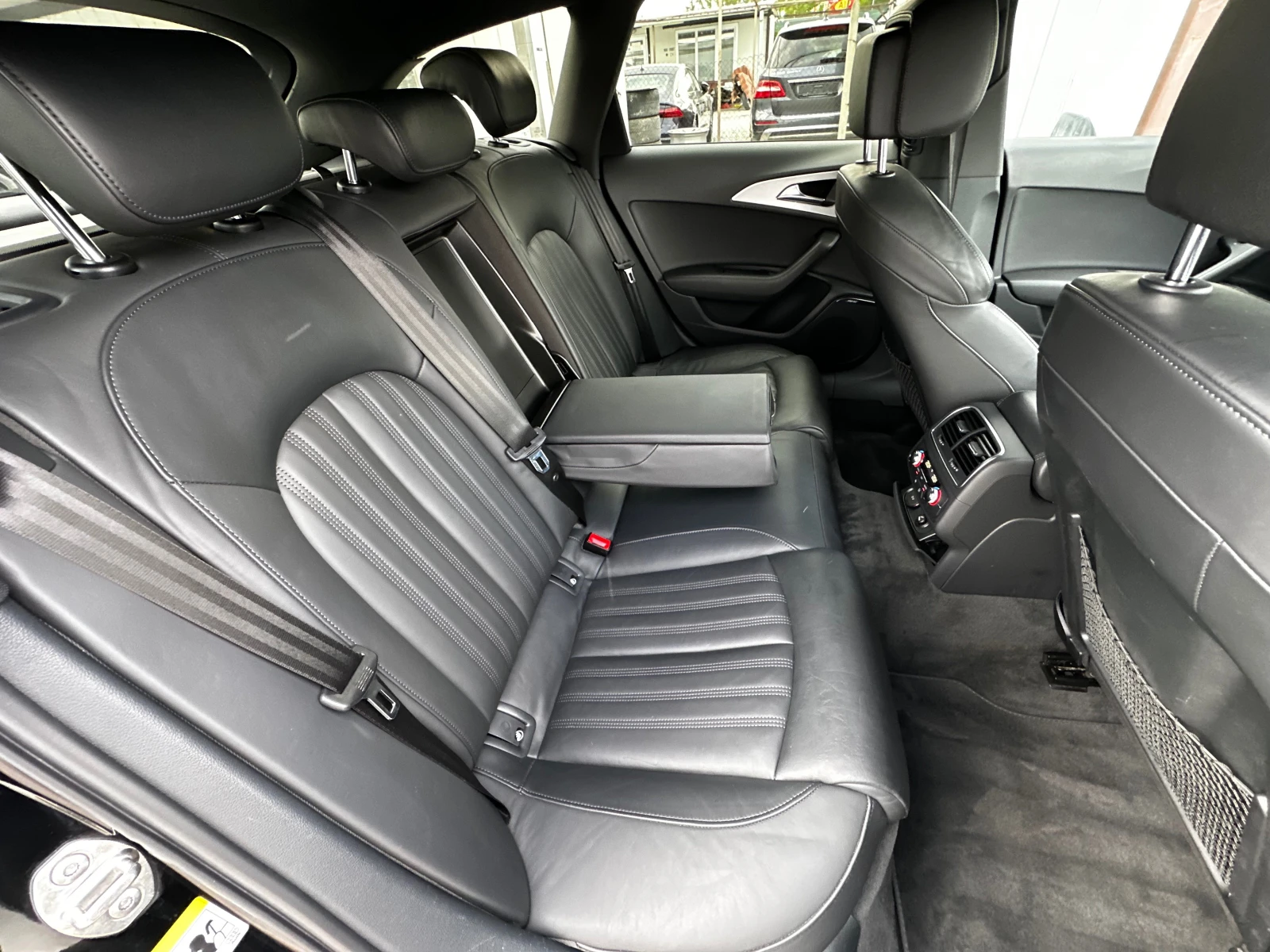 Audi A6 3.0TDI 245к.с S-line Quattro, снимка 14 - Автомобили и джипове - 55215429
