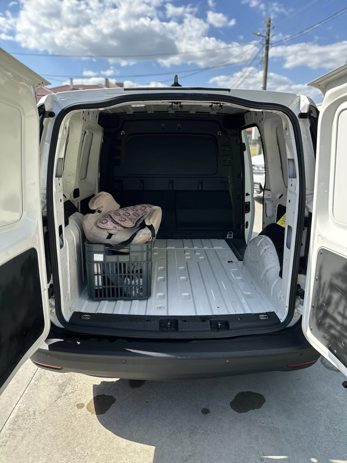 VW Caddy 2.0 TDI 102 K.C., снимка 4 - Автомобили и джипове - 55491461