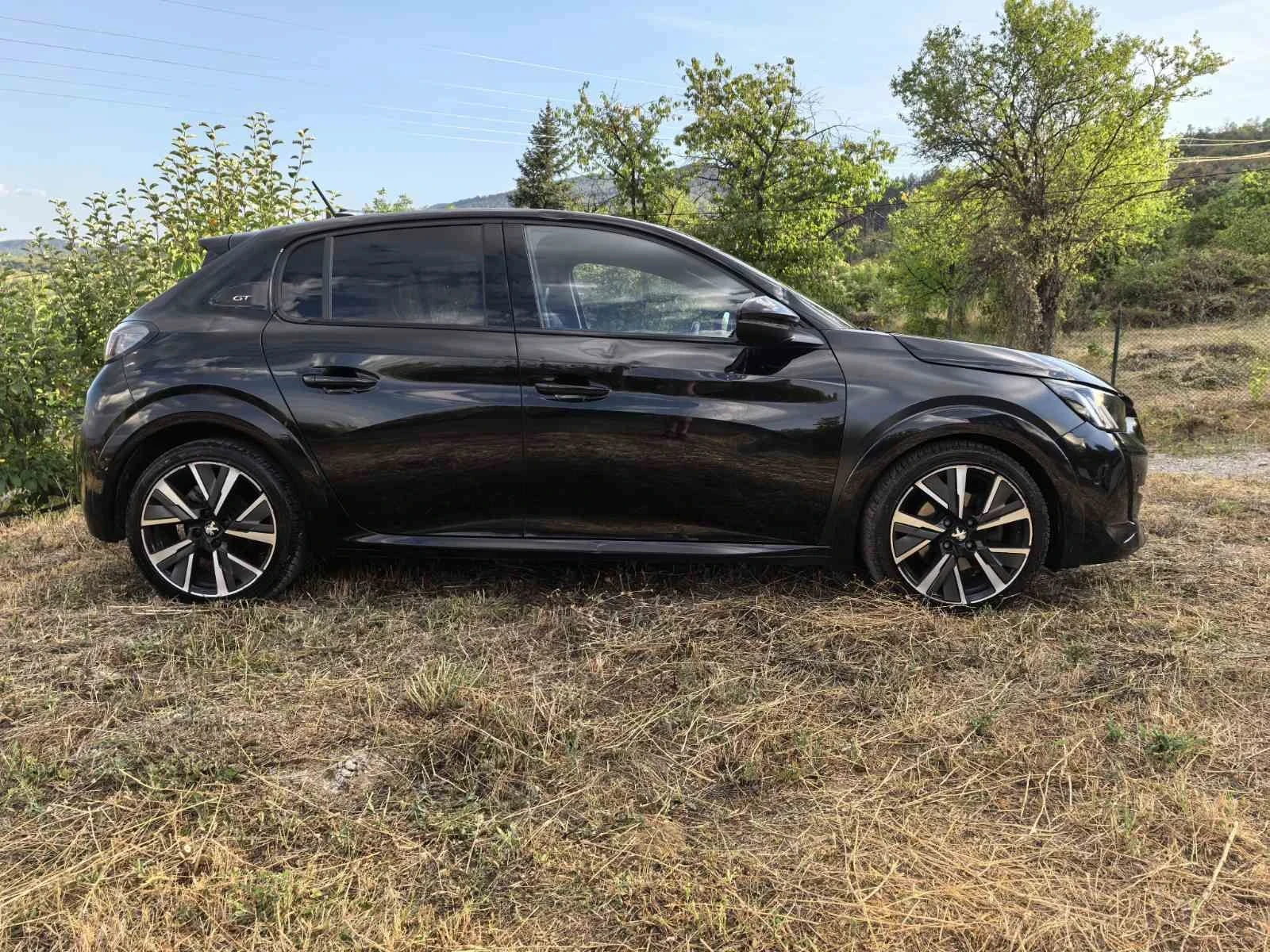 Peugeot 208 1.2 Gt, снимка 16 - Автомобили и джипове - 56035978