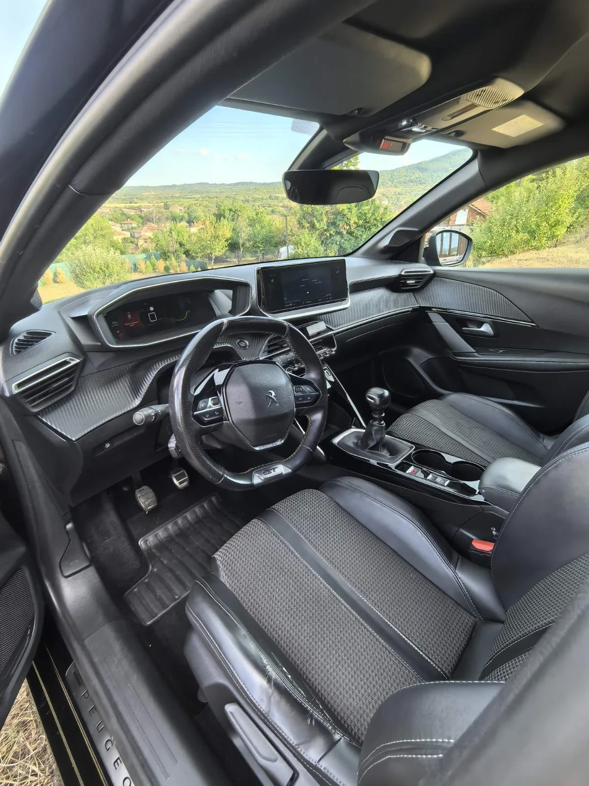 Peugeot 208 1.2 Gt, снимка 11 - Автомобили и джипове - 56035978