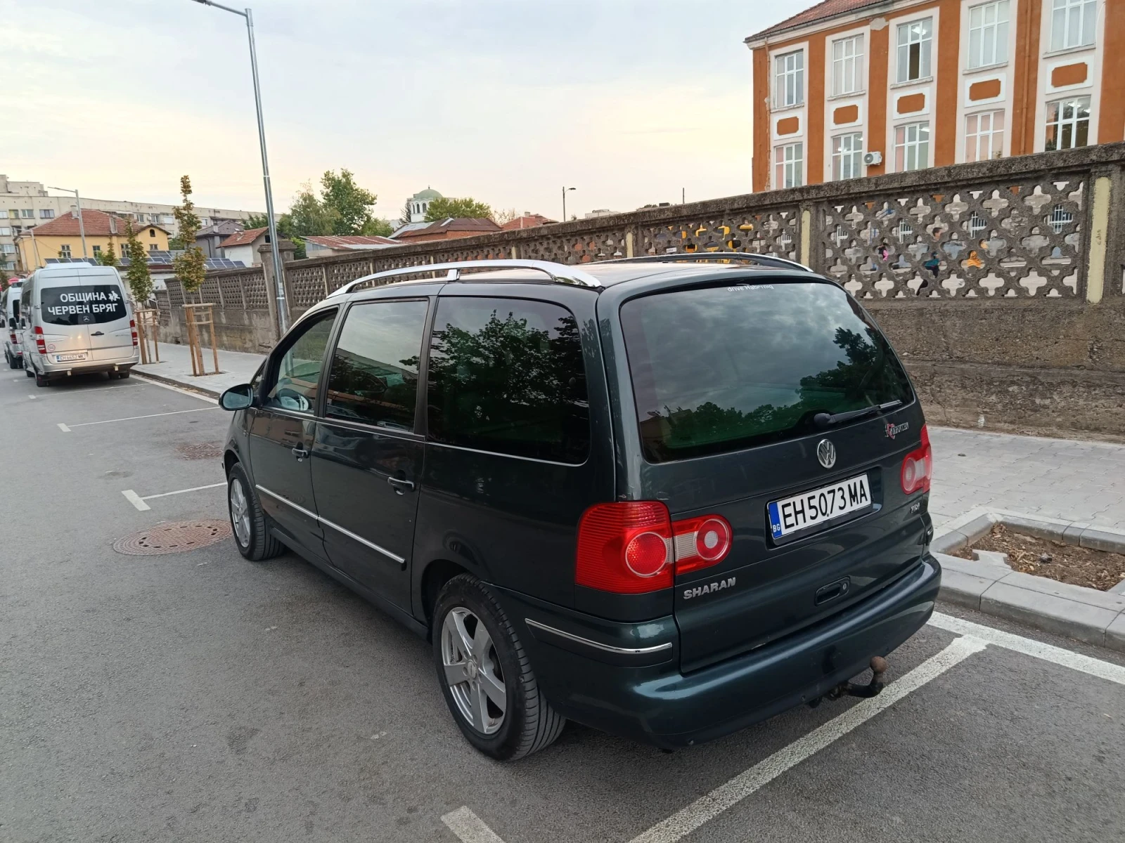 VW Sharan М-7, снимка 2 - Автомобили и джипове - 56219314
