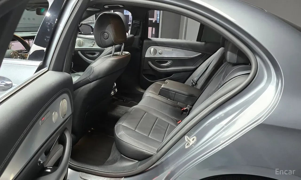 Mercedes-Benz E 350 4MATIC* BURMESTER* ���������* LANE* ASSIST* 360��� | Mobile.bg � ����������� 13