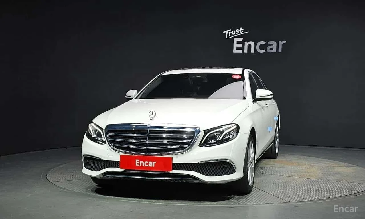 Mercedes-Benz E 220 * E220d 4MATIC Exclusive * , снимка 3 - Автомобили и джипове - 56594768