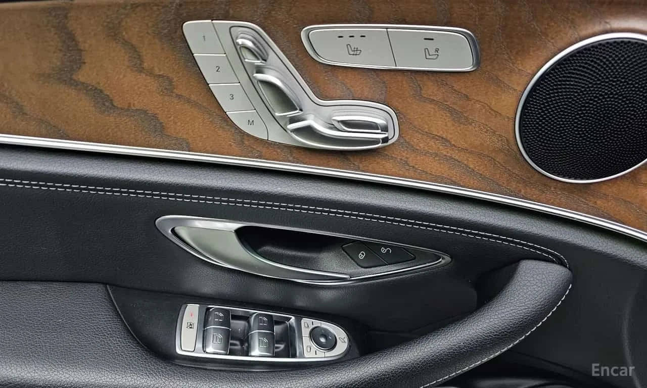 Mercedes-Benz E 220 * E220d 4MATIC Exclusive * , снимка 12 - Автомобили и джипове - 56594768