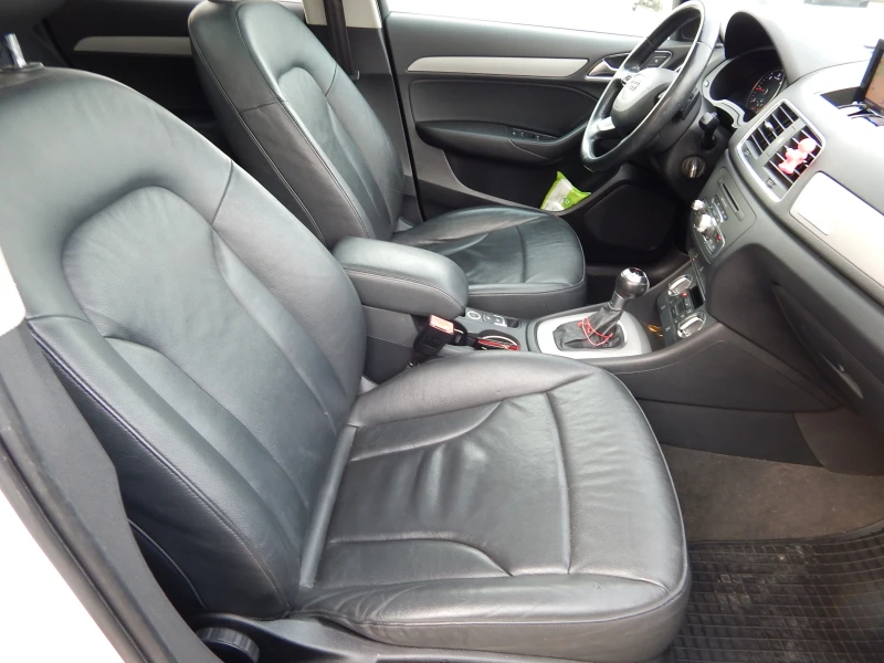 Audi Q3 2.0TDI* S line* , снимка 16 - Автомобили и джипове - 49157249
