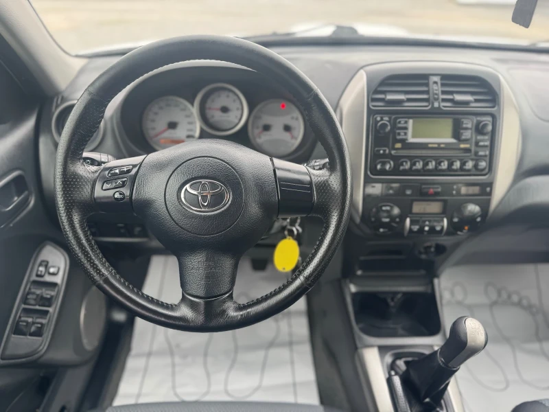 Toyota Rav4 2.0* D4-D* , снимка 8 - Автомобили и джипове - 49611203