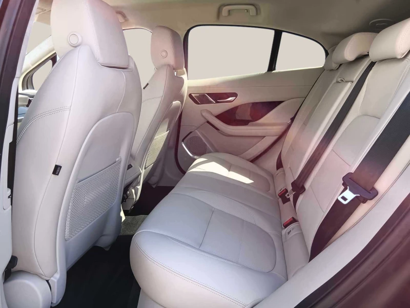 Jaguar I-Pace 90 kWh, снимка 9 - Автомобили и джипове - 51254456
