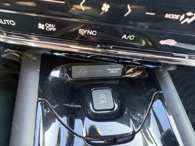 Honda Hr-v, снимка 12 - Автомобили и джипове - 53152328