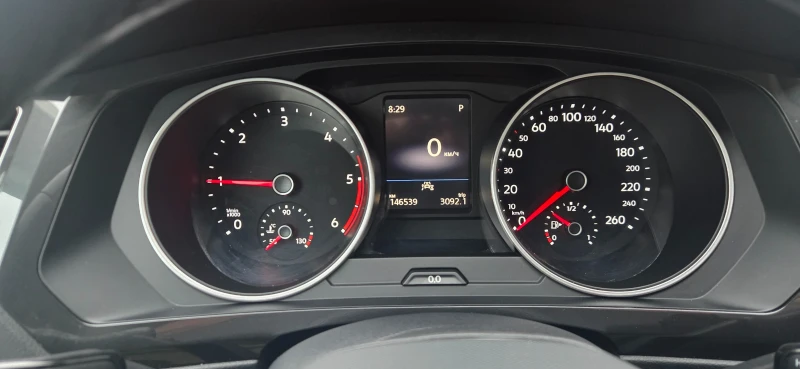 VW Tiguan 2.0 TDI 7 DSG LED, снимка 12 - Автомобили и джипове - 53174911