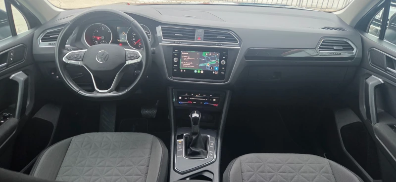 VW Tiguan 2.0 TDI 7 DSG LED, снимка 10 - Автомобили и джипове - 53174911