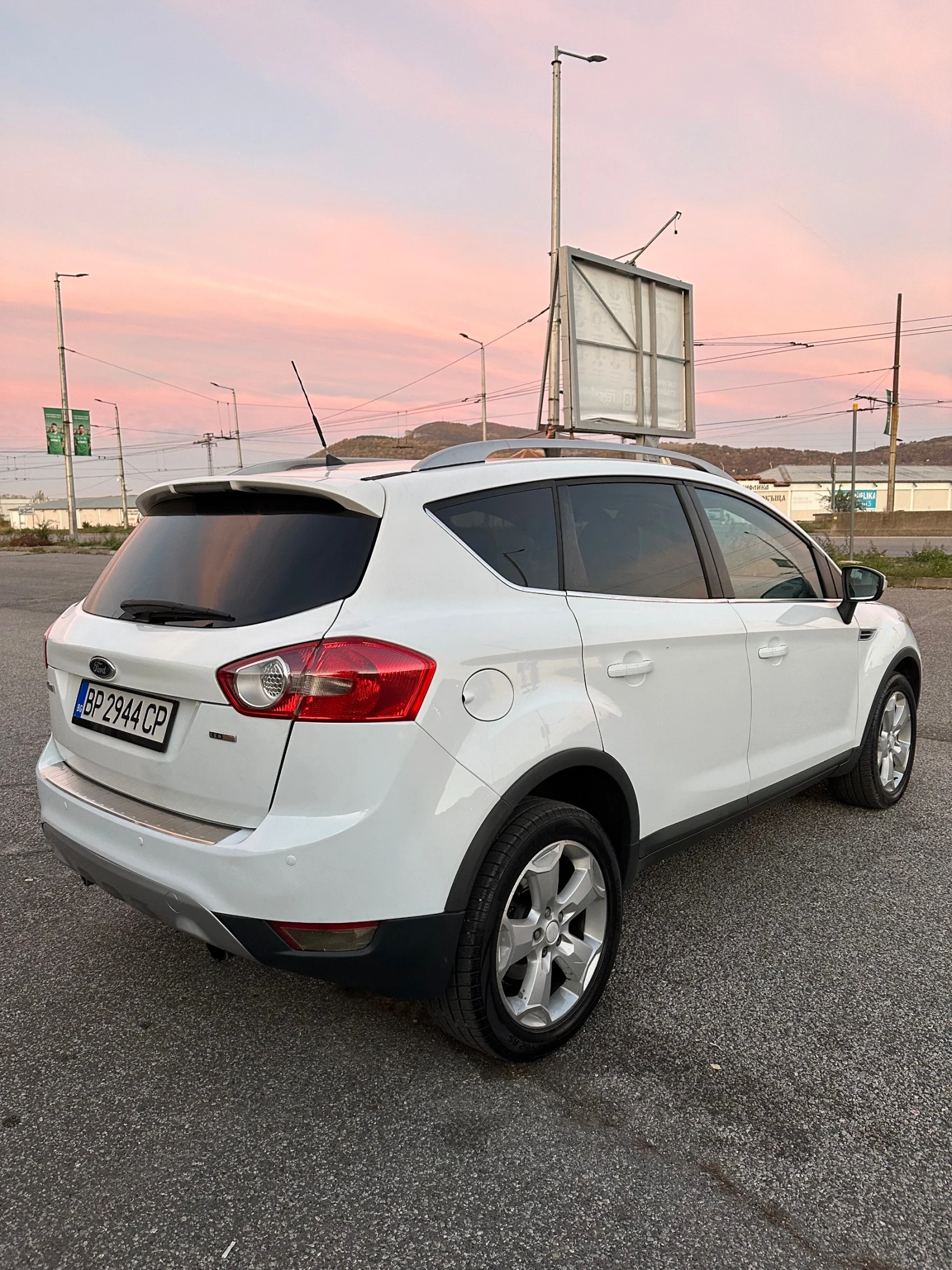 Ford Kuga  2.0 / TDCI / 4x4/ Italy  - изображение 4