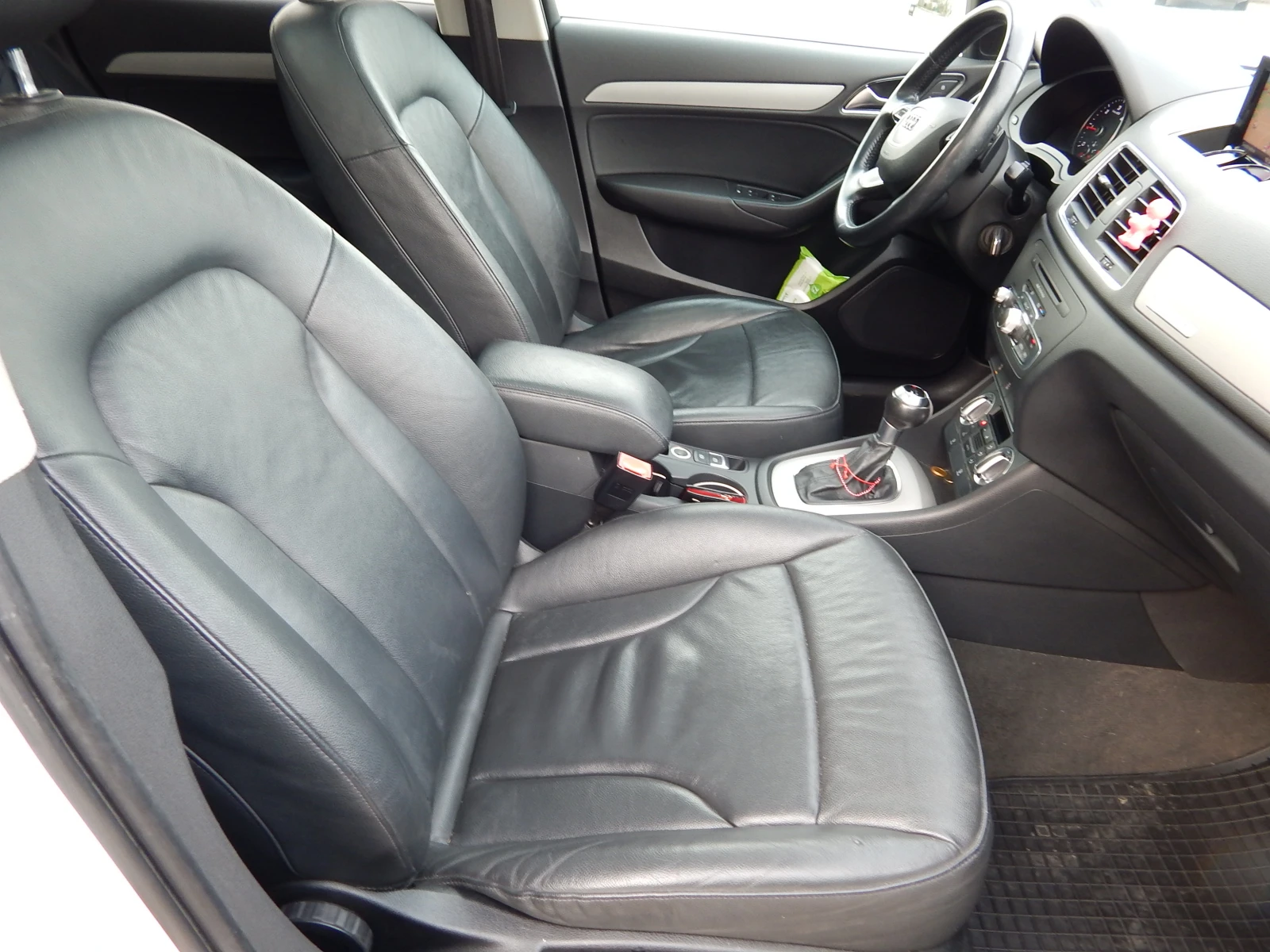 Audi Q3 2.0TDI* S line*  | Mobile.bg   16