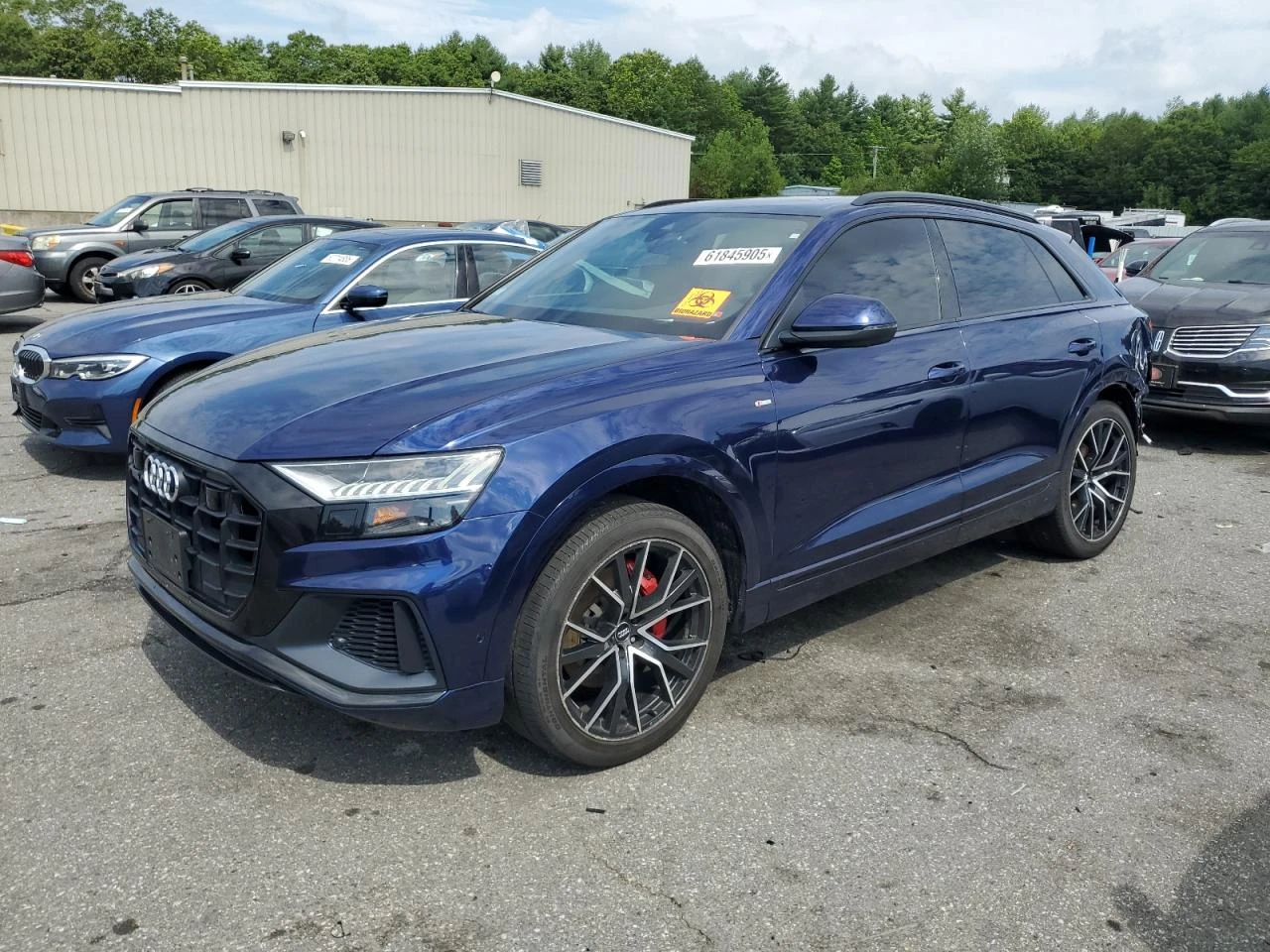 Audi Q8 PREMIUM PLUS S-LINE* MATRIX* DSITONIC* KEYLESS - изображение 2