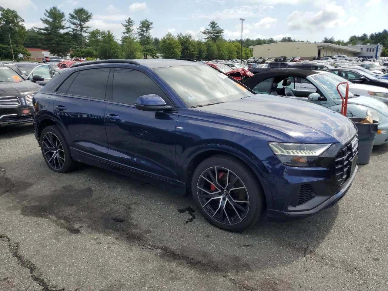 Audi Q8 PREMIUM PLUS S-LINE* MATRIX* DSITONIC* KEYLESS - изображение 3