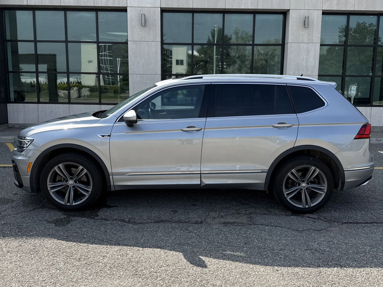 VW Tiguan *  *    *   *  | Mobile.bg   5