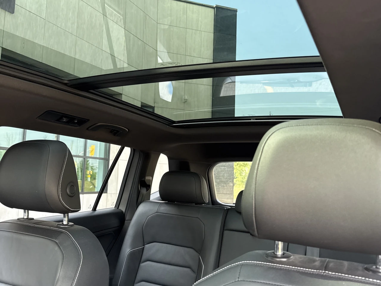 VW Tiguan *  *    *   *  | Mobile.bg   12