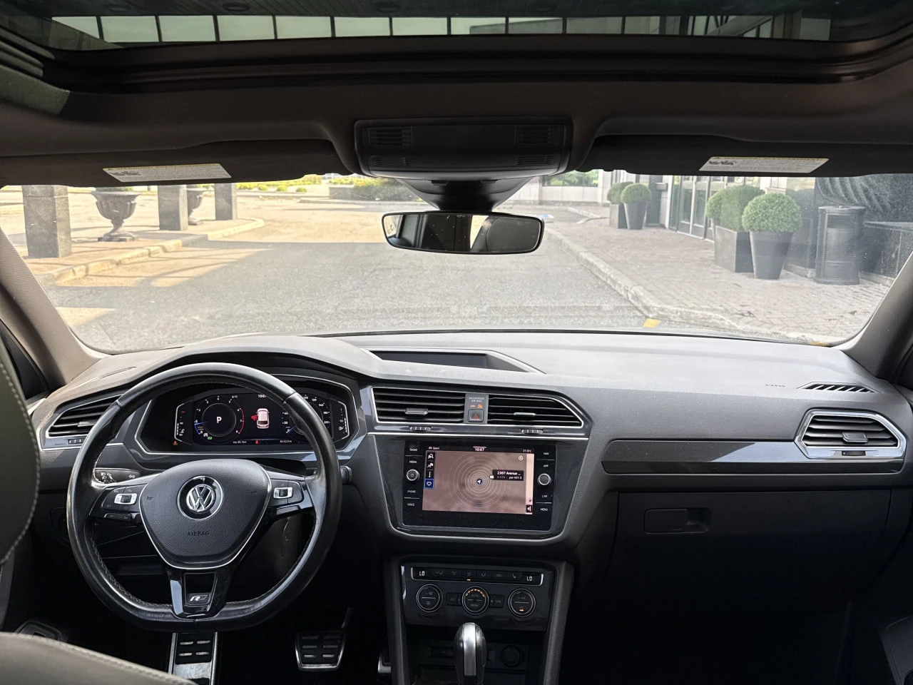 VW Tiguan *  *    *   *  | Mobile.bg   8