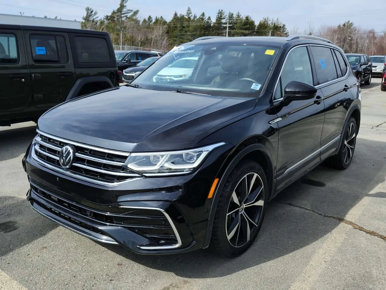 VW Tiguan * HIGHLINE R LINE * ОБУДХВАНЕ* 360* DISTRONIC* 