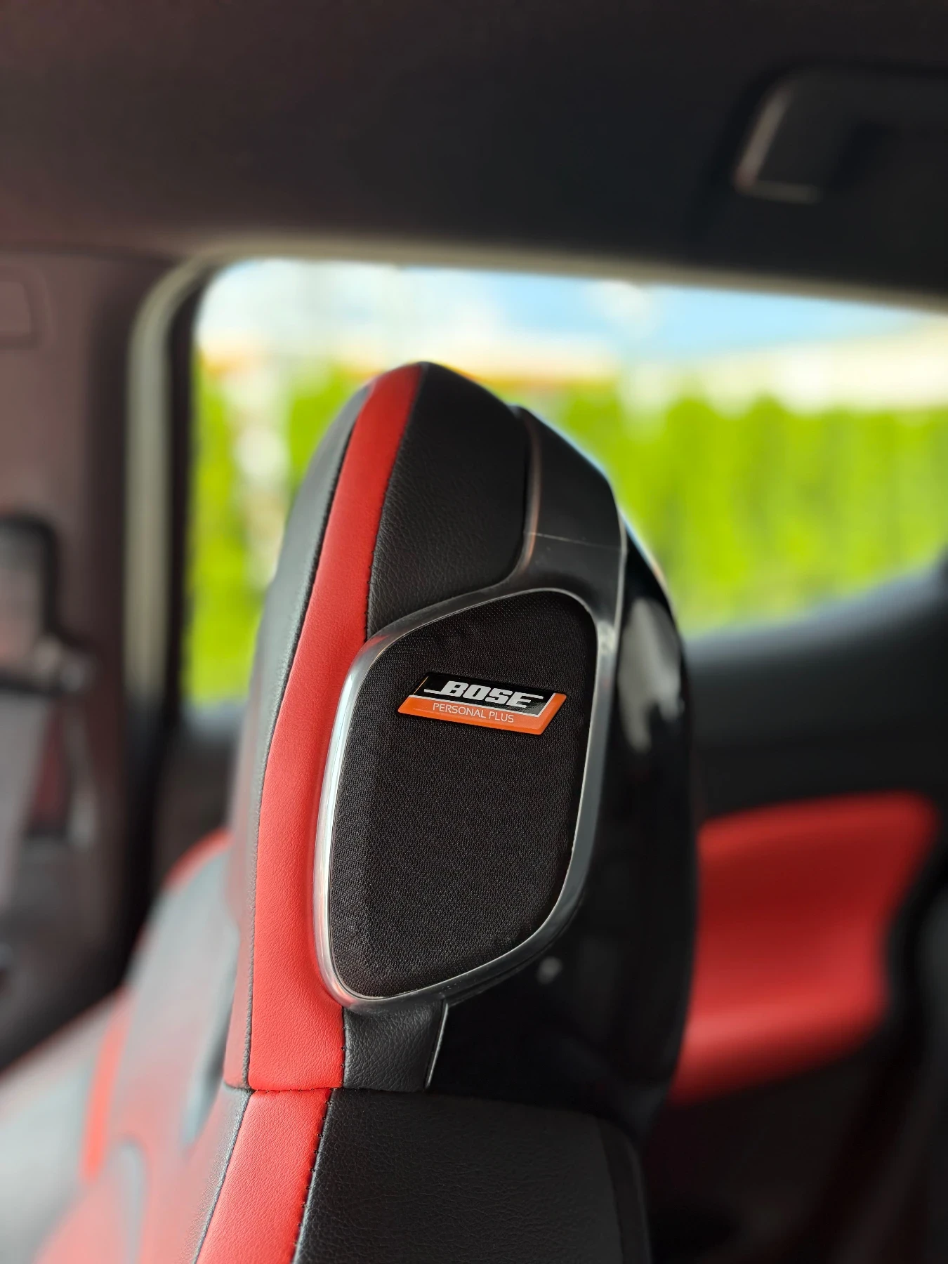 Nissan Juke, снимка 17 - Автомобили и джипове - 54627308