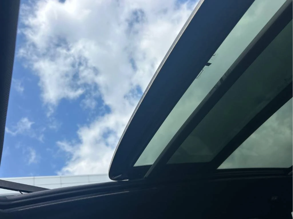 BMW X5 CARFAX* SWAROVSKI * ЛАЗЕРИ * ВЪЗДУШНО * ХЕД-ЪП, снимка 13 - Автомобили и джипове - 54642152