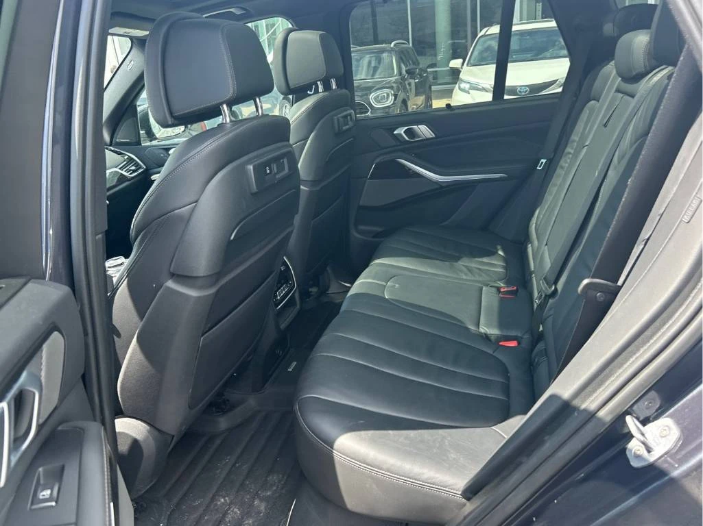 BMW X5 CARFAX* SWAROVSKI * ЛАЗЕРИ * ВЪЗДУШНО * ХЕД-ЪП, снимка 10 - Автомобили и джипове - 54642152