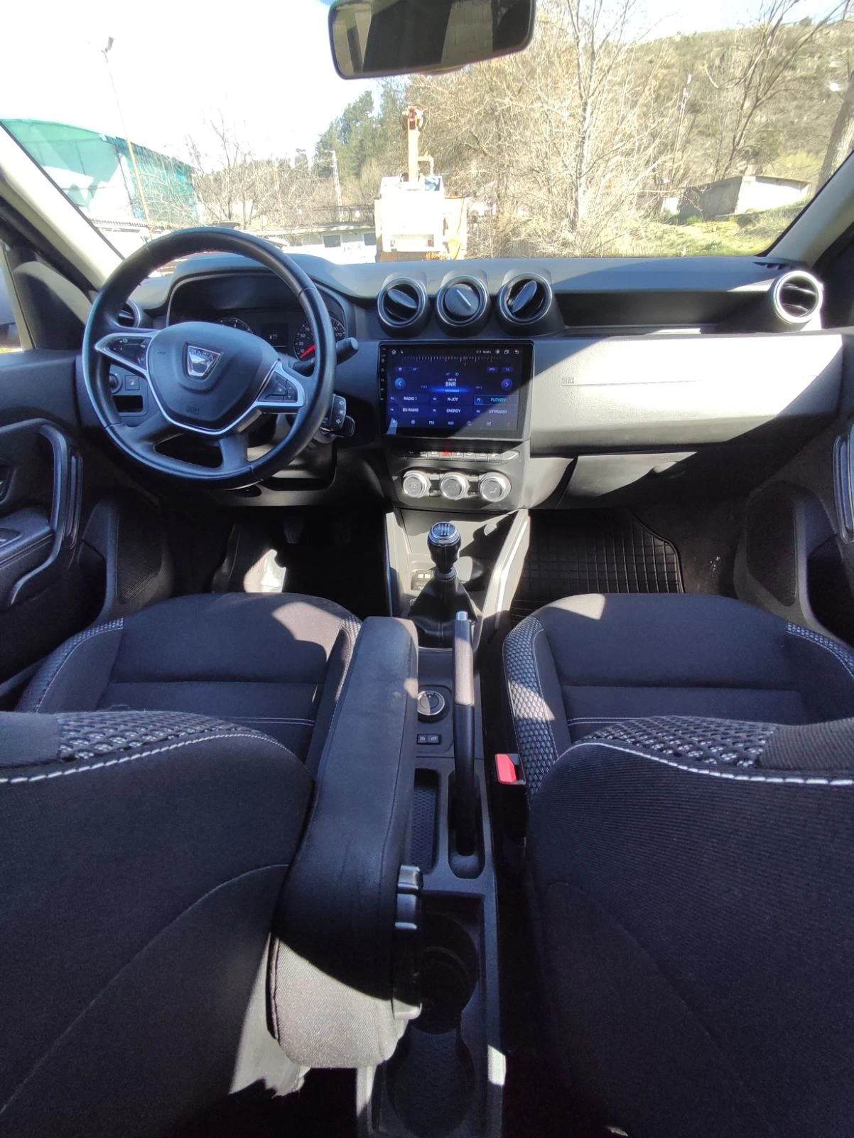 Dacia Duster, снимка 15 - Автомобили и джипове - 54883984
