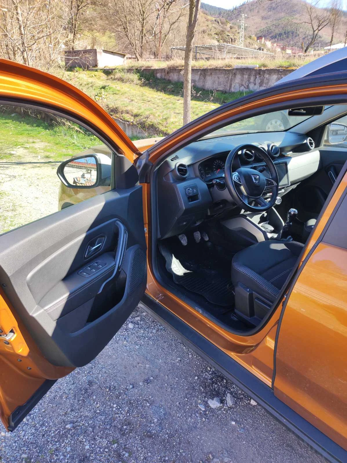 Dacia Duster, снимка 9 - Автомобили и джипове - 54883984