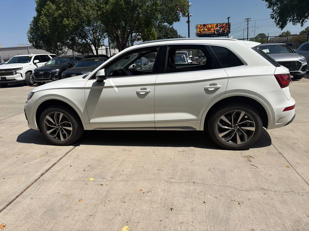Audi Q5 Premium Plus 45TFSI, снимка 3 - Автомобили и джипове - 55542022