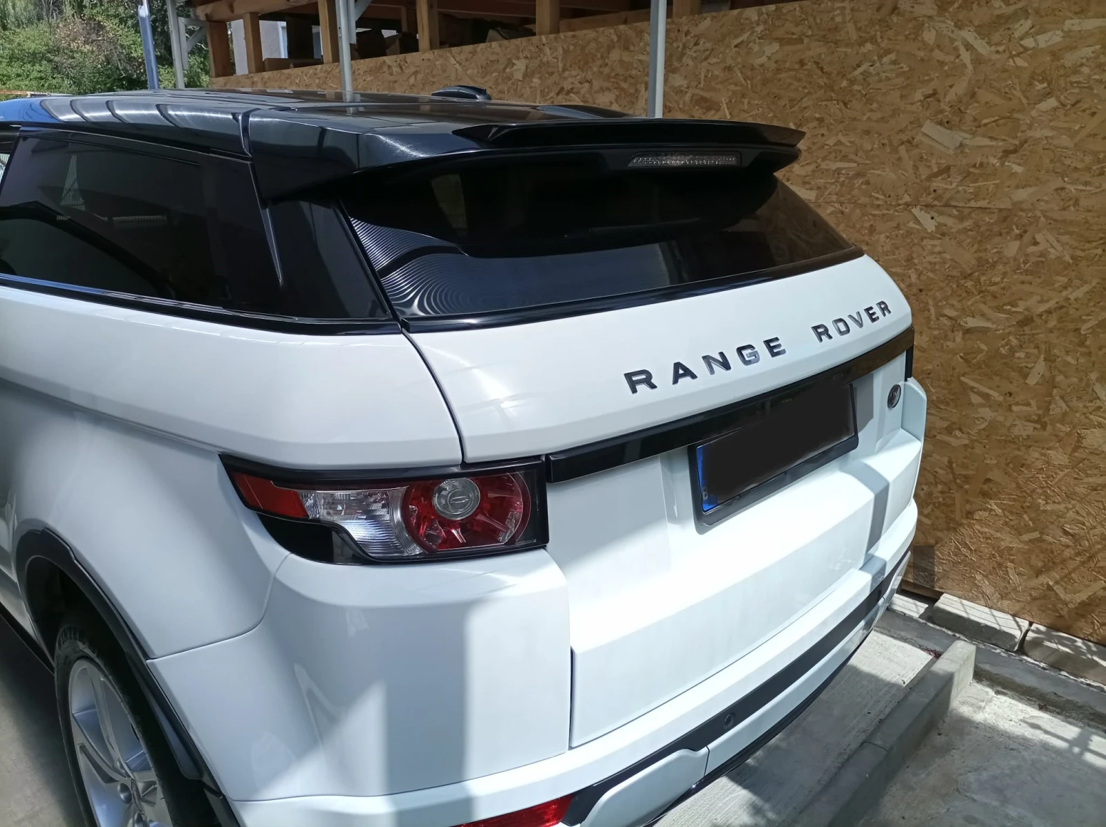 Land Rover Range Rover Evoque, снимка 3 - Автомобили и джипове - 55947418