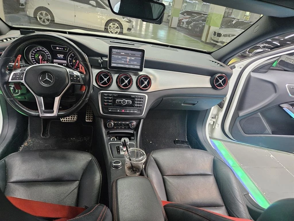 Mercedes-Benz GLA 45 AMG 4MATIC PERFORMANCE * AERODYNAMIC*  | Mobile.bg � ����������� 10