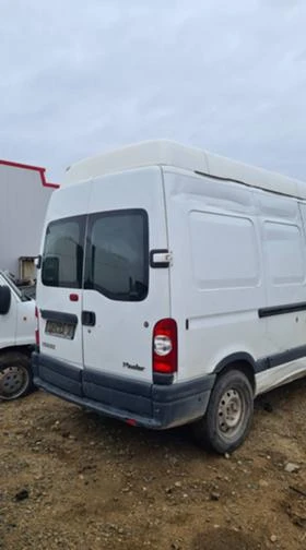 Renault Master 3.0dsi, снимка 2