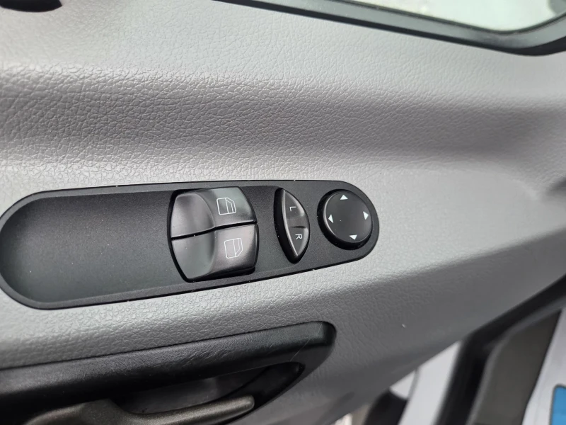 Mercedes-Benz Sprinter 316 CDI, Пътнически, 9местен, Клима, снимка 12 - Бусове и автобуси - 53564637