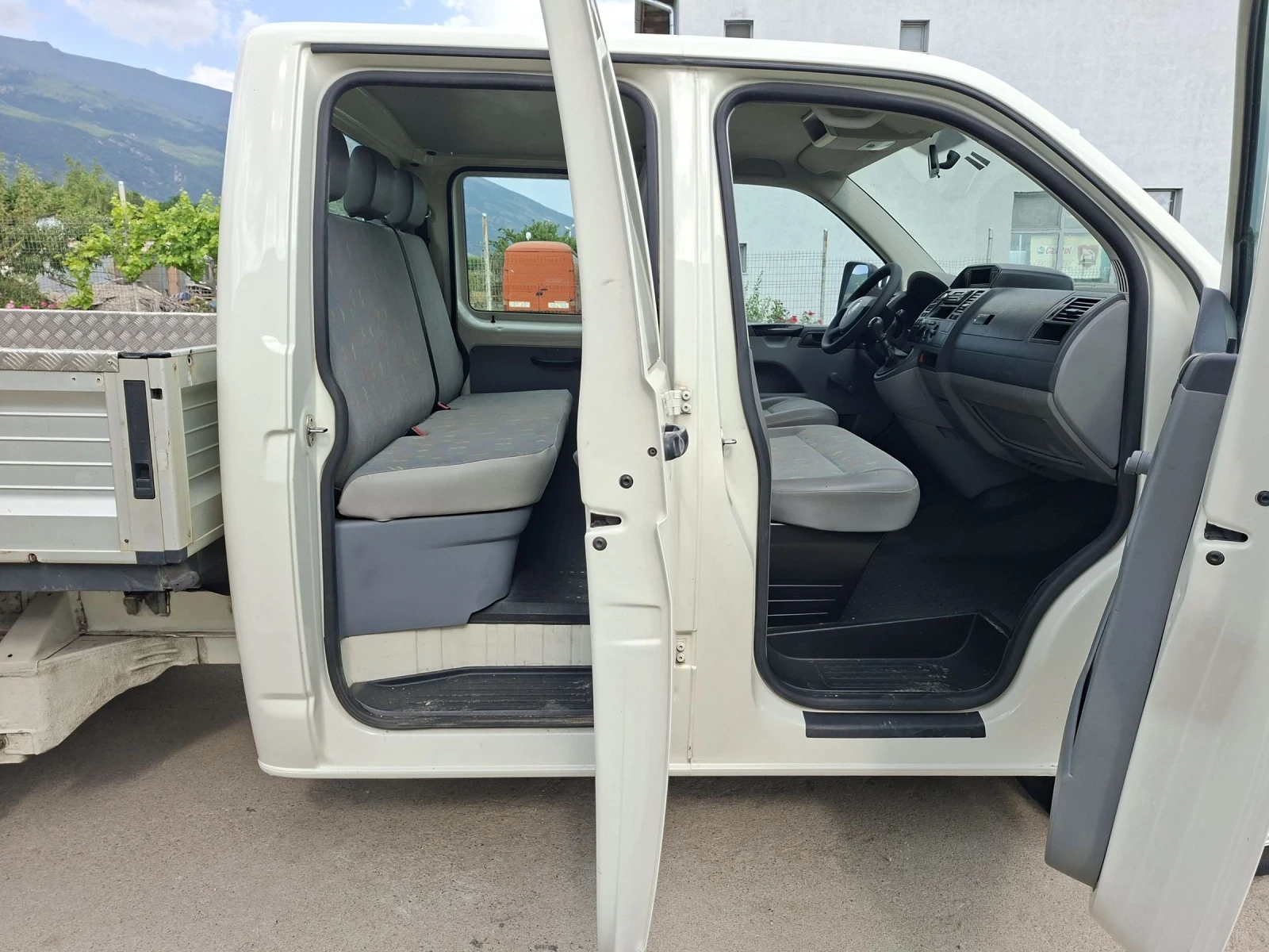 VW T5 1.9tdi Klima 6 mesta perfekten - изображение 6