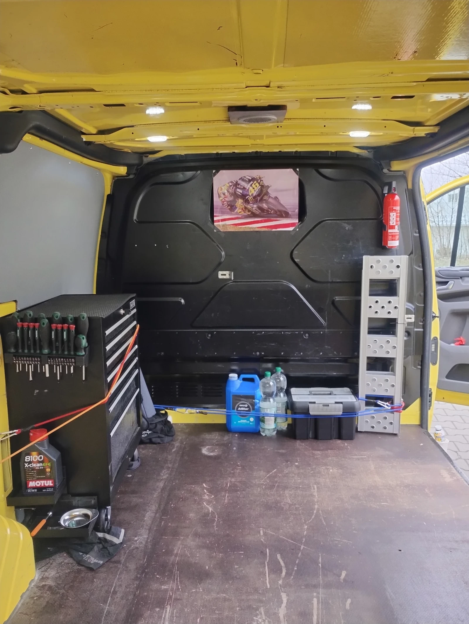 Ford Transit Custom, снимка 5 - Бусове и автобуси - 53848522