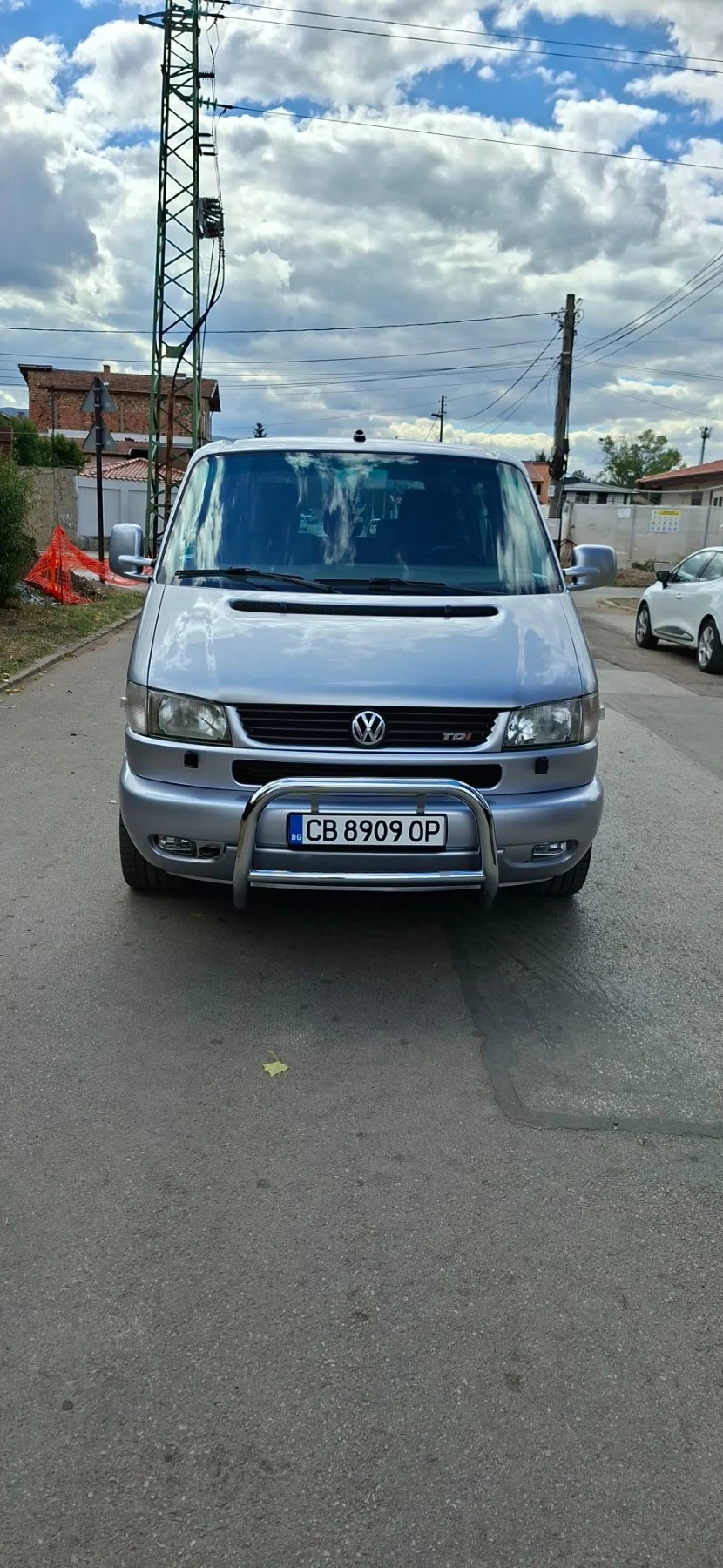 VW Multivan 2.5TDI 151кс.Нави. сер.история, снимка 7 - Бусове и автобуси - 56214624