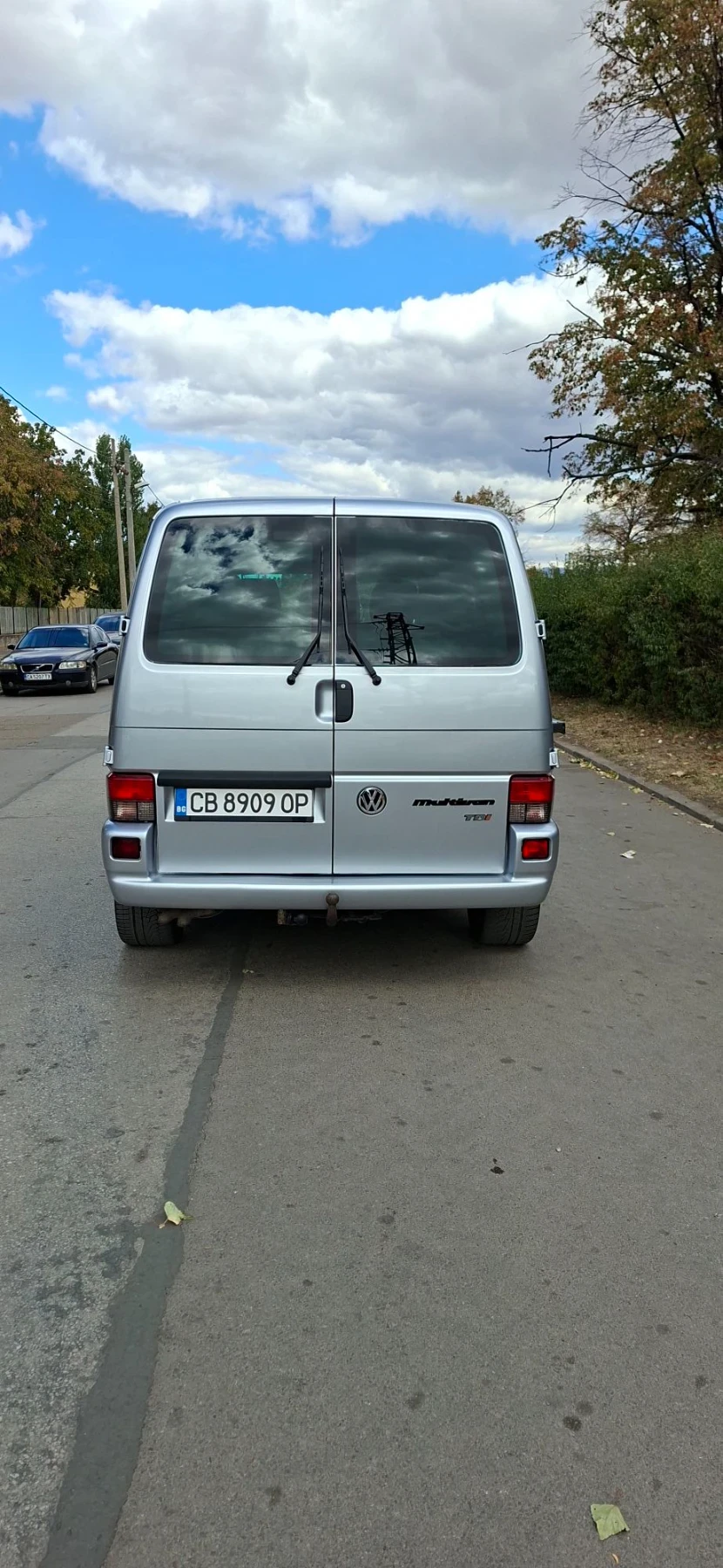 VW Multivan 2.5TDI 151кс.Нави. сер.история, снимка 4 - Бусове и автобуси - 56214624