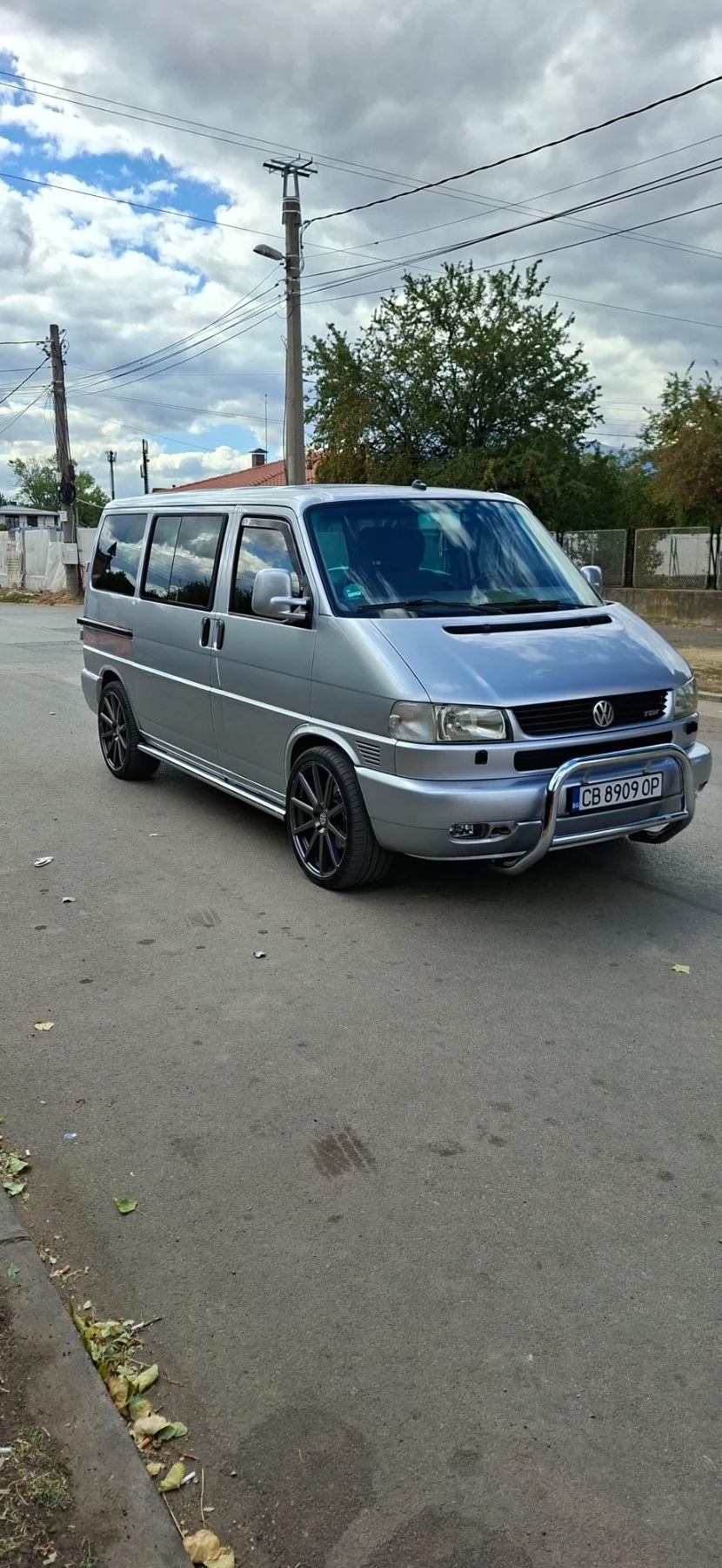 VW Multivan 2.5TDI 151кс.Нави. сер.история, снимка 6 - Бусове и автобуси - 56214624