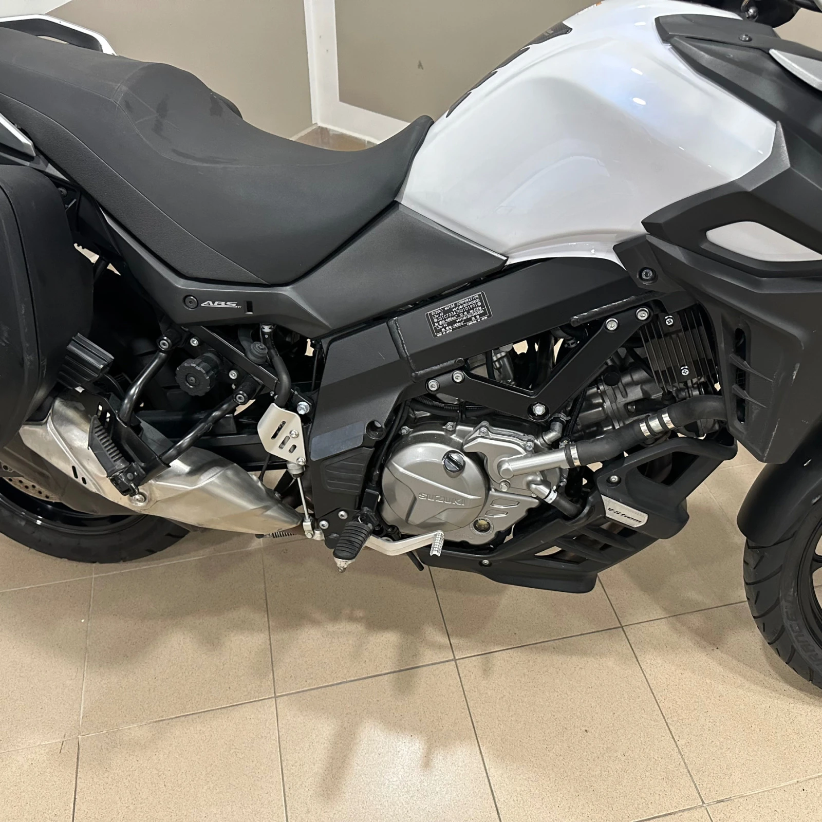 Suzuki V-strom 650 DL - изображение 3