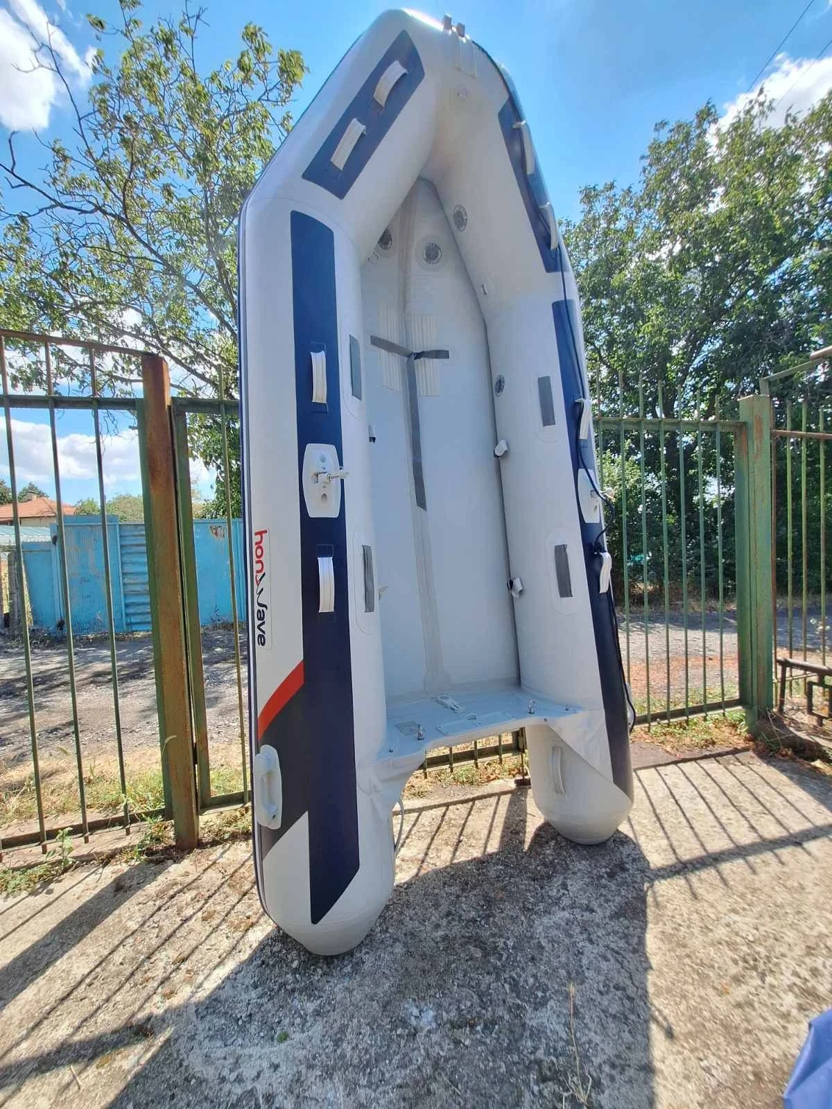 Надуваема лодка Honda Marine 320, снимка 8 - Воден транспорт - 55666940